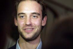 Le Suisse Joël Dicker, finaliste du Goncourt, dans les meilleures ventes Révélation de la rentrée, l'écrivain suisse de 27 ans Joël Dicker, a décidément la cote: Grand prix du roman de l'Académie française pour