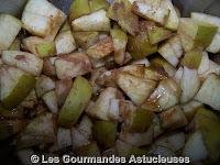 Compotée de Pommes au Caramel crémeux et à la Cannelle