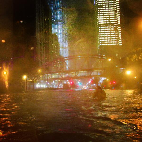 4h de vélo dans les rues inondées de Manhattan