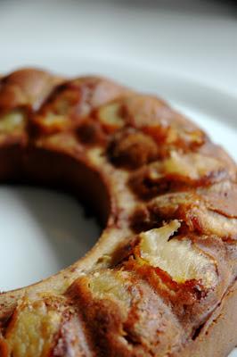 Quatre-quart fondant aux pommes Quatre-quart fondant aux pommes