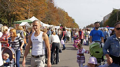 michel tabanou marche-Brovary-jour-de-la-f-copie-1.jpg