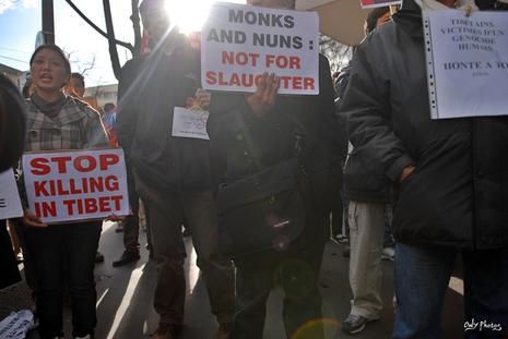 Manifestation à Paris contre la répression chinoise au Tibet - 4