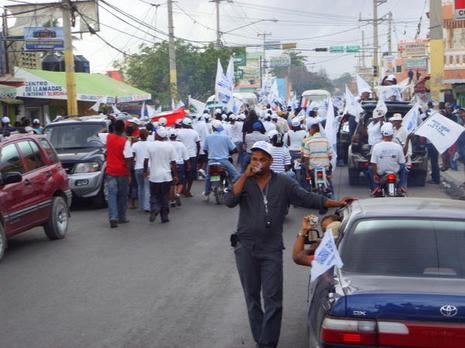 Caravane présidentielle: Miguel Vargas (MVP) à San Pedro de Macorís