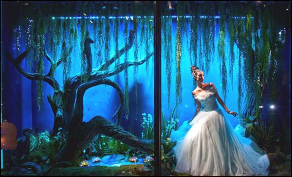Les robes des Princesses Disney version haute couture chez Harrods