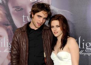 Robert Pattinson - Kristen Stewart : Plus amoureux que jamais ?