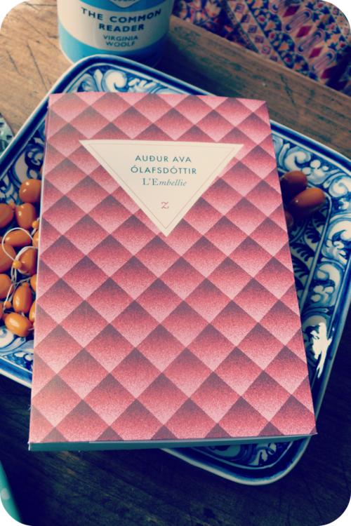 J’ai enfin terminé un roman pour adultes.
C’est... J’ai enfin terminé un roman pour adultes.
C’est...