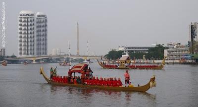 Bangkok, Barges royales procession 2012 [HD]