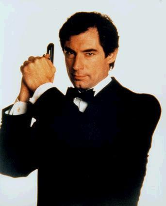 Revue cinématographique et musicale #4 : My name is Bond, James Bond