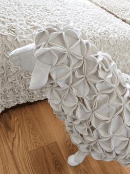 Maison Moschino : un hôtel showroom féérique... où tout est à vendre ! Maison Moschino : un hôtel showroom féérique... où tout est à vendre !