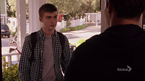 Critiques Séries : Parenthood. Saison 4. Episode 7. Together. vlcsnap-2012-11-14-09h35m32s74.png