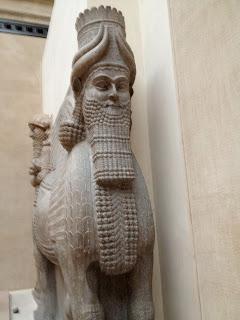 Louvre : Pleins feux sur les spots ! Louvre : Pleins feux sur les spots !