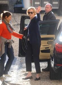 Nicole+Kidman+Smiles+Set+Grace+Monaco+QPD2fjo9_WEx Milo Ventimiglia dévoile des photos du tournage de Grace of Monaco