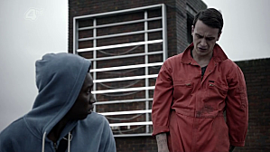 Critiques Séries : Misfits. Saison 4. Episode 4. vlcsnap-2012-11-19-23h38m17s7.png