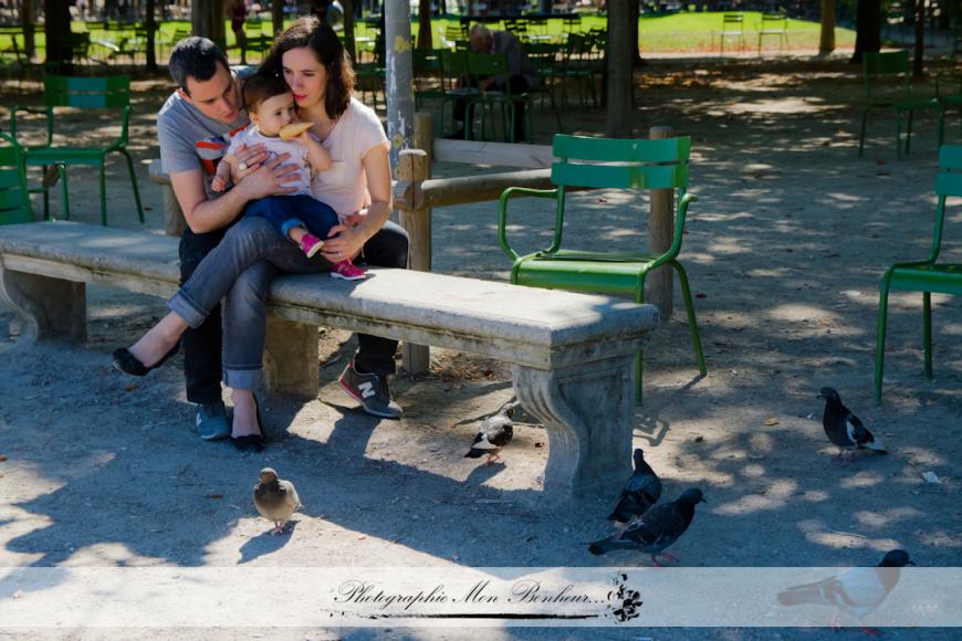 Photographe sur Paris – Portrait de famille lifestyle – Nina et ses parents