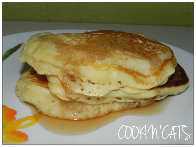 PANCAKES AU BUTTERMILK (lait fermenté) PANCAKES AU BUTTERMILK (lait fermenté)