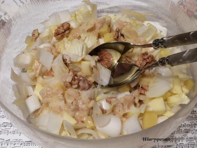 Salade d'endives, pommes, comté et nuances de noix / Endive salad with apples, comté and walnut shades Salade d'endives, pommes, comté et nuances de noix / Endive salad with apples, comté and walnut shades