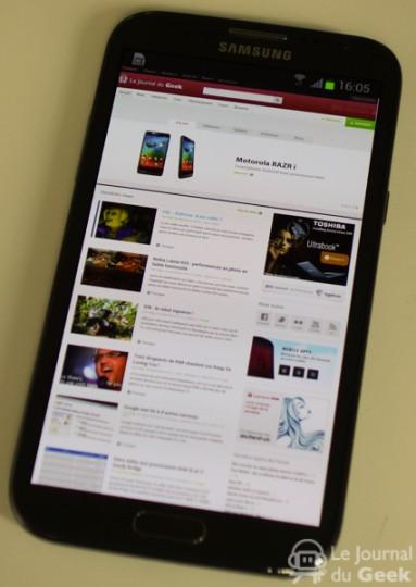 samsung-note2-live-01-383x540 5 millions pour le Galaxy Note 2