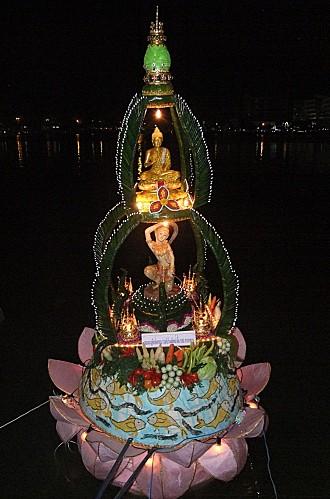 28 novembre 2012. Loy Krathong ou fête des lumières. DSCF2542
