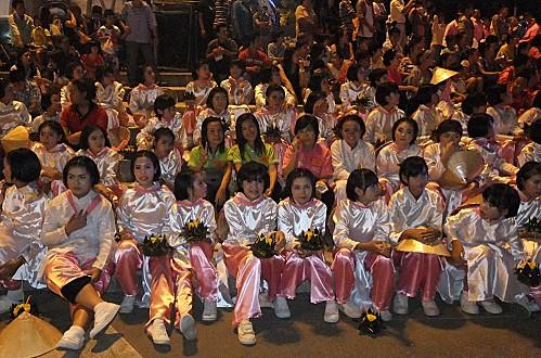 28 novembre 2012. Loy Krathong ou fête des lumières. DSCF2525