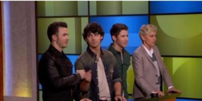 Jonas Brothers et Ellen DeGeneres jouent au Pictionary !