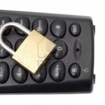 6784200-telephone-bloque-avec-une-chaine-et-un-verrou Comment débloquer son téléphone mobile?