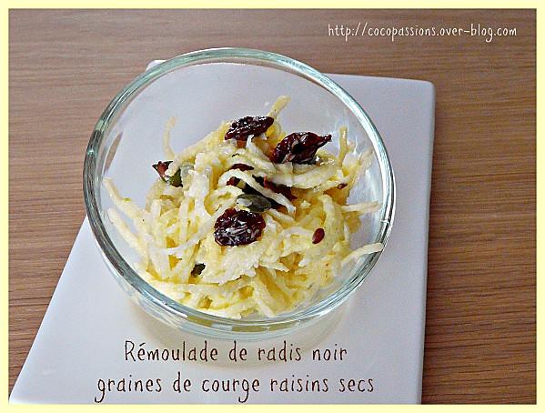 Rémoulade de radis noir graines de courge raisins secs P1140101.jpg