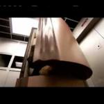 Video thumbnail for youtube video Caméra cachée: après le fantôme, le cercueil dans l'ascenseur - Buzz Medias