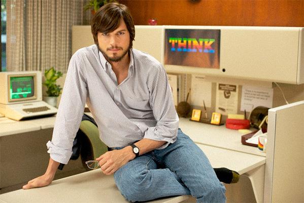 Nouvelle photo officielle d’Ashton Kutcher dans la peau de Steve Jobs
