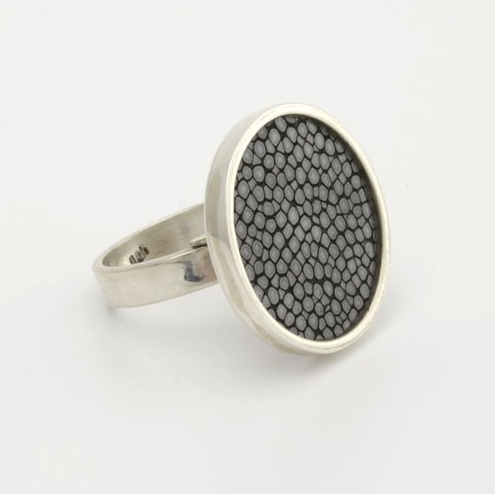Les bijoux Dewa bague galuchat dewa