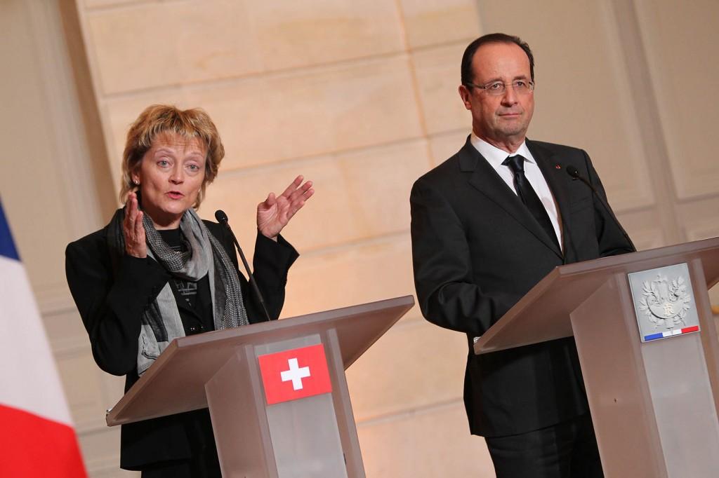 hollande-et-widmer-schlumpf-suisse Différends fiscaux : sommet franco-suisse à l’Élysée