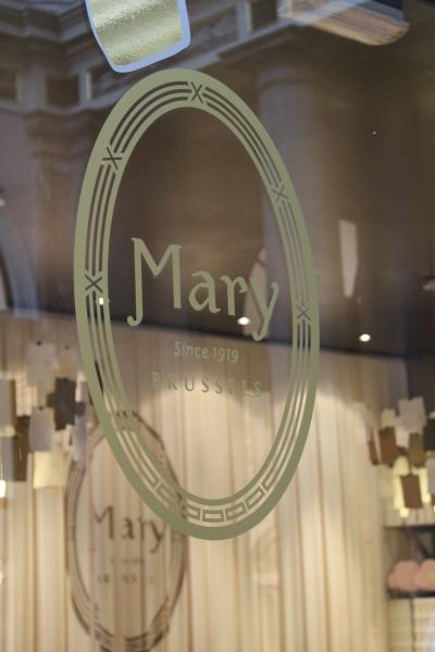 Bruxelles à l'heure de Noël voyage,bruxelles,belgique,galeries royales saint hubert,godiva,corné port royal,neuhaus,mary