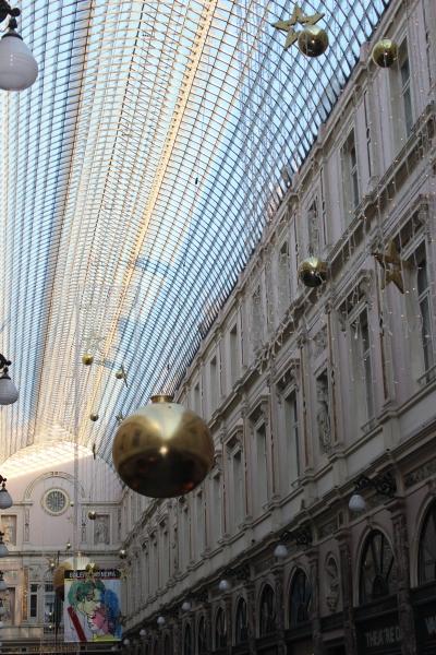 Bruxelles à l'heure de Noël voyage,bruxelles,belgique,galeries royales saint hubert,godiva,corné port royal,neuhaus,mary