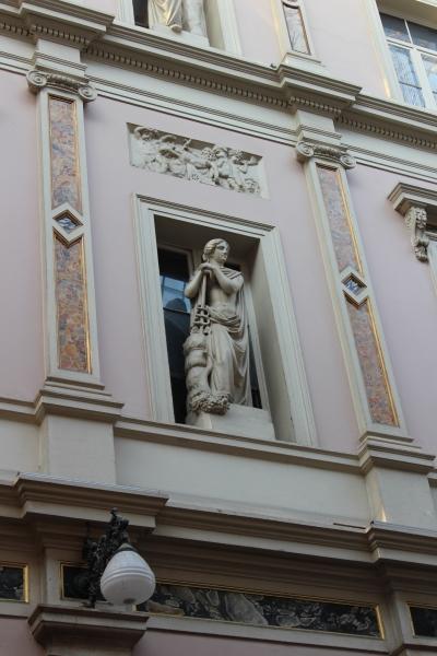 Bruxelles à l'heure de Noël voyage,bruxelles,belgique,galeries royales saint hubert,godiva,corné port royal,neuhaus,mary