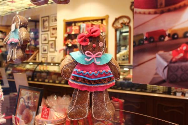 Bruxelles à l'heure de Noël voyage,bruxelles,belgique,galeries royales saint hubert,godiva,corné port royal,neuhaus,mary