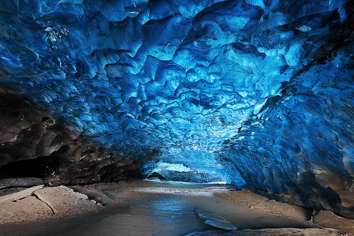 Voyage au centre de la Terre 2: Les dix plus belles grottes à cristaux