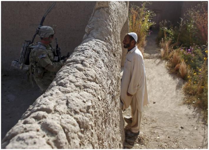 Soldat US et Afghan.jpg