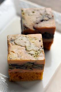 Et voilà j'ai encore craqué, il est de retour pour les fêtes… Foie gras au vin de noël au menu ! Et voilà j'ai encore craqué, il est de retour pour les fêtes… Foie gras au vin de noël au menu !