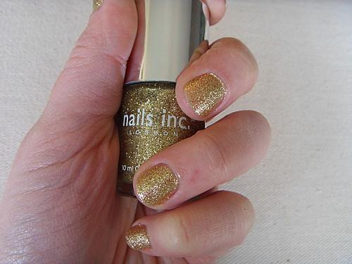 Transformer ses ongles en boule de Noël SDC14432.JPG