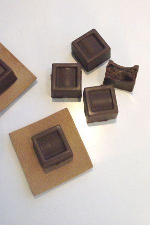 #Calendrier de l'avent J-9 - Chocolats confiserie : petits pavés pralinés chocolat au lait chocolats praline