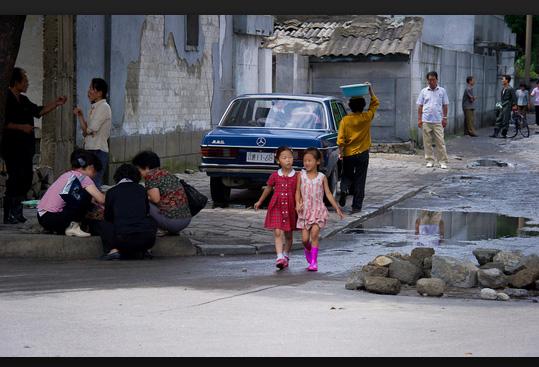 Ari Hatsuzawa révèle la vie quotidienne des Coréens du Nord Pyongyang Ari Hatsuzawa 03
