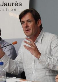 François Kalfon (Crédit : Parti Socialiste / Creative Commons) François Kalfon veut rappeler aux lecteurs du Monde qu'il existe