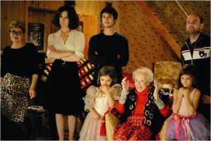 Cinéma : Main dans la main 20372438.jpg-r_640_600-b_1_D6D6D6-f_jpg-q_x-xxyxx