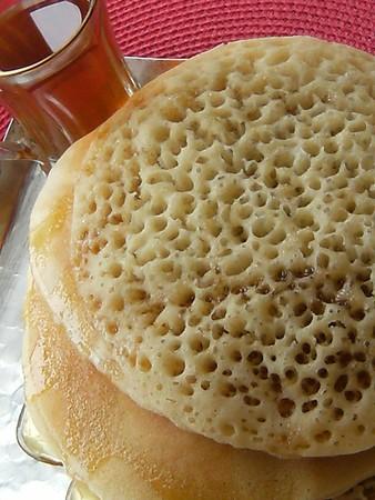 BAGHRIRS Express de Choumicha ( crêpes mille trous )