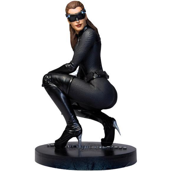 Batman The Dark Knight Rises Catwoman Statue Geek : Figurine Batman  geek figurine dark night batman 