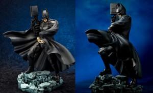 Dark Knight Rises Batman ArtFX Statue 2 1 300x183 Geek : Figurine Batman  geek figurine dark night batman 