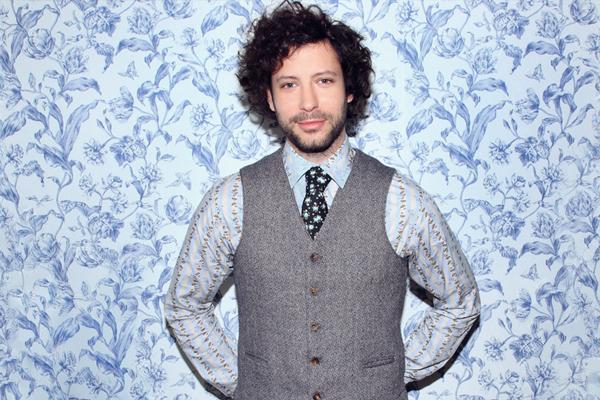 Le chanteur Séverin en guest star du magazine de L'Exception Séverin