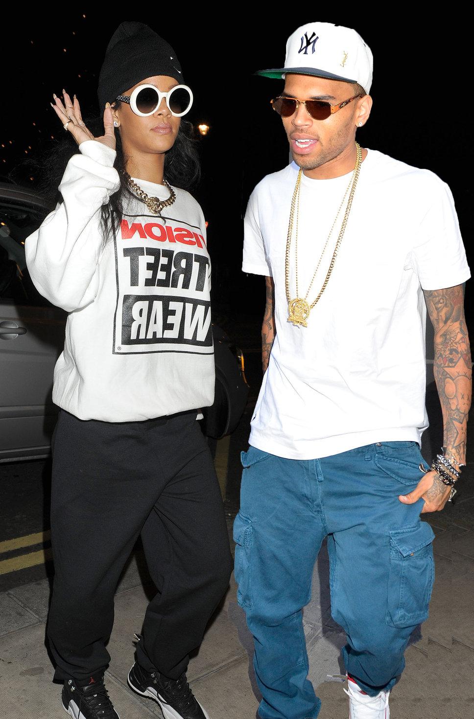 Rihanna and Chris Brown 10 million dollar show at a private party in Cote D'ivoire