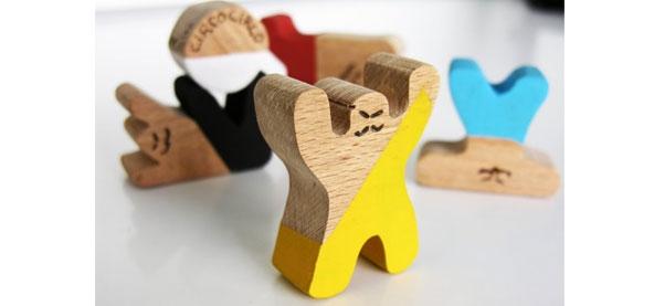 Personnages de cirque en bois Personnages de cirque en bois