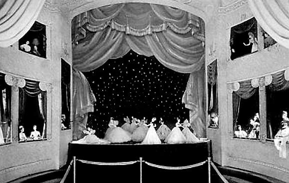 Le Théâtre de la Mode - 2eme partie : L'exposition Le-theatre-de-Christian-Berard-1945.jpg