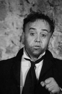 Compagnie du Léon : C’est quoi l’amour ?, spectacle clownesque sur le fonctionnement amoureux facebook1r-2-198x300